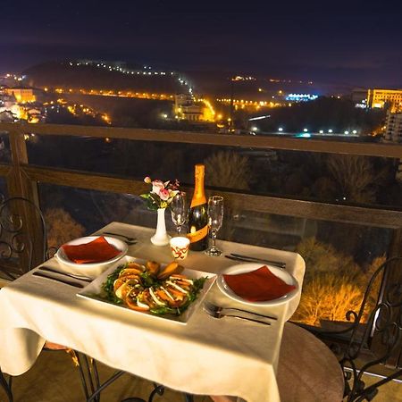 Hotel Panorama Veliko Turnovo Bagian luar foto