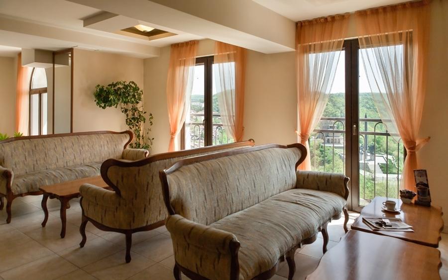 Hotel Panorama Veliko Turnovo Bagian luar foto